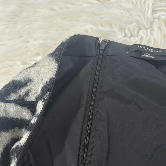 Ann Taylor Black and White Zebra Print Ruffled Trumpet Midi Skirt - Picture 11 of 11